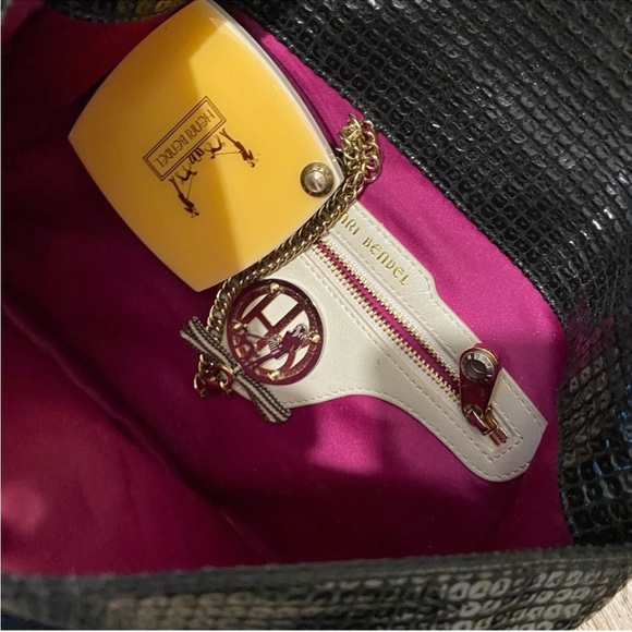 Henri Bendel Debutant shiny Black Leather Clutch Purse vintage compact mirror - Picture 4 of 14